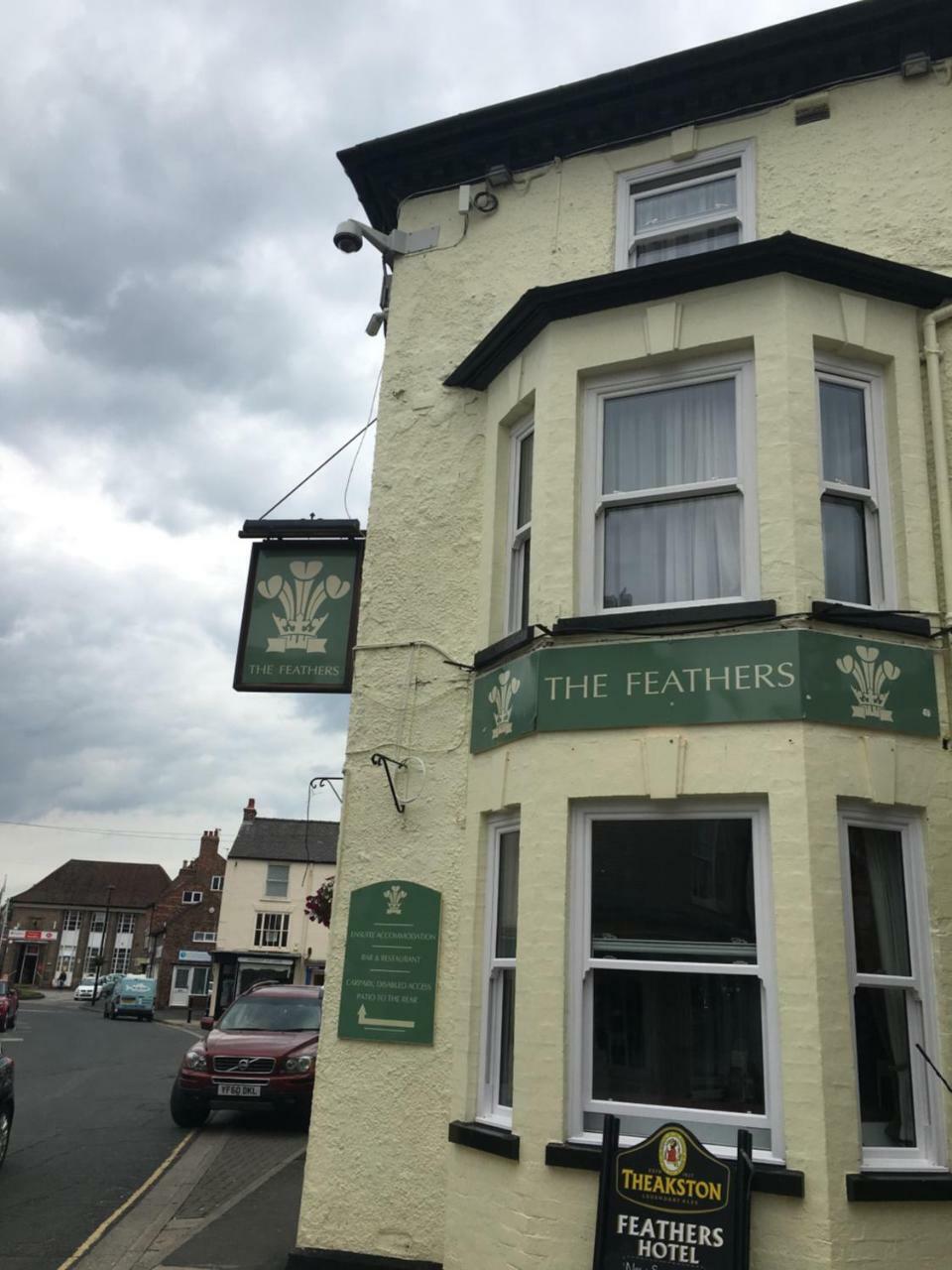 The Feathers Pocklington Exterior foto
